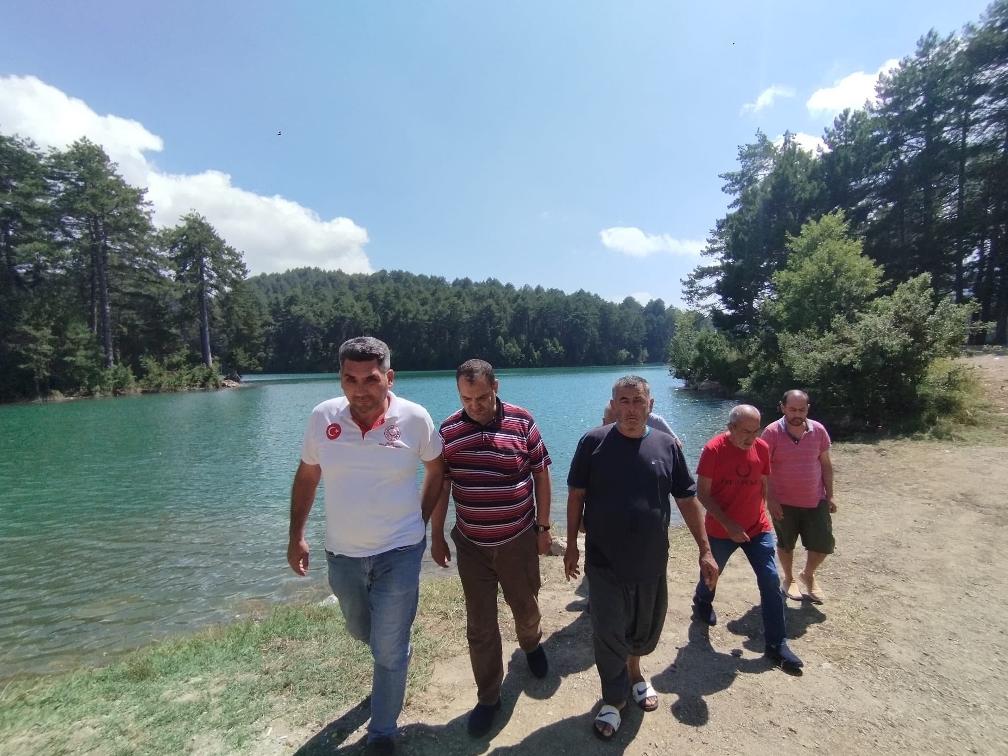 Kadirli Engelsiz Yaşam Merkezimizde koruma ve bakım altında bulunan engelli bireylerimiz ile personellerimiz, gezi ve piknik etkinliği kapsamında Kahramanmaraş’ın Andırın ilçesinde bulunan Kesik Yaylası’nda bir araya geldi.