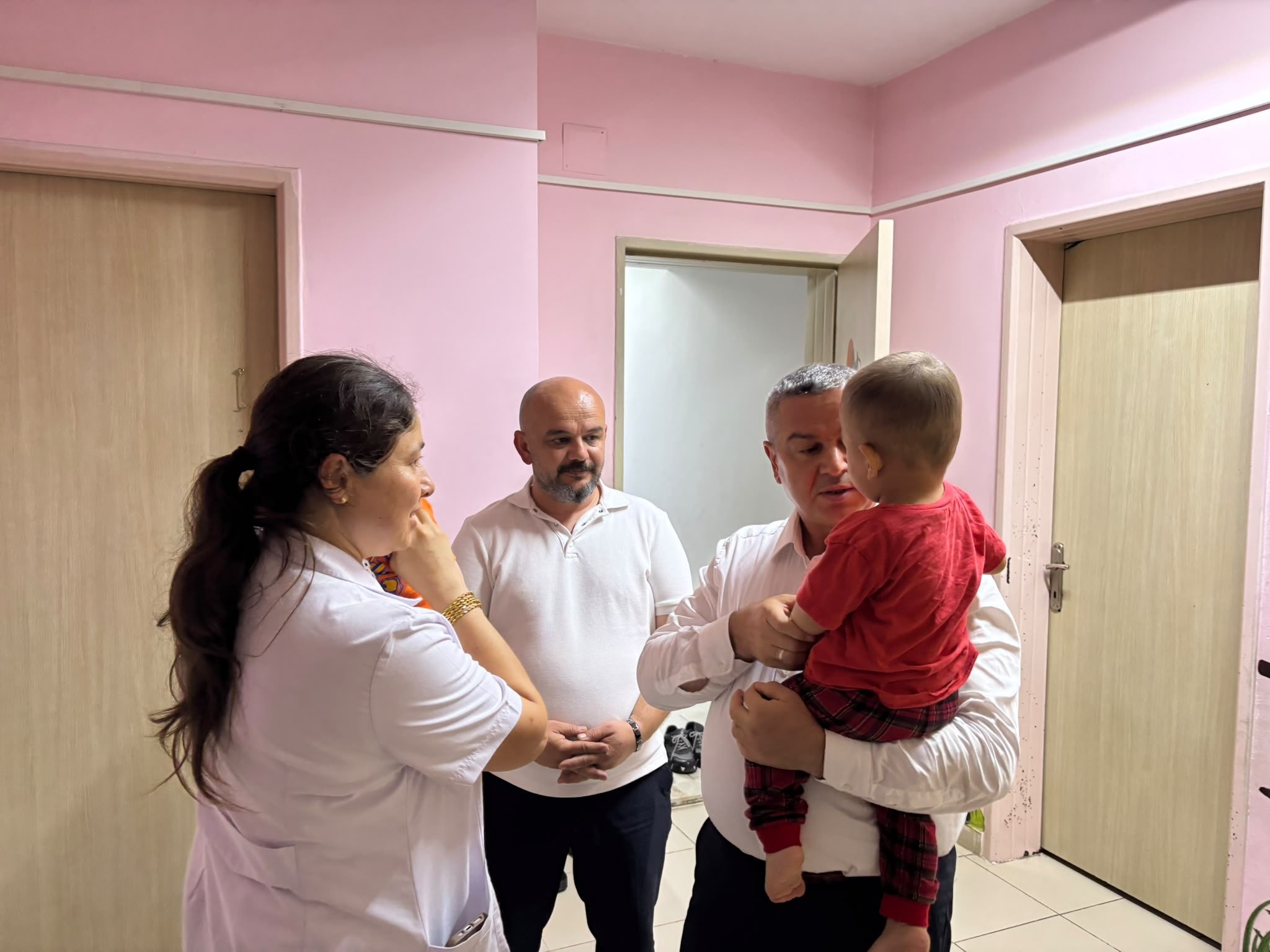 İl Müdürümüz Sayın Naci Yılmaz, Osmaniye Çocuk Evleri Sitesi Müdürlüğünü ziyaret etti.