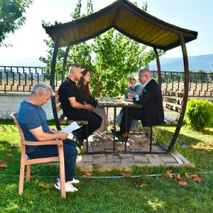 Sevgiyle, Saygıyla, Huzurla Büyüklerimizin Yanındayız - fotoğraf 2