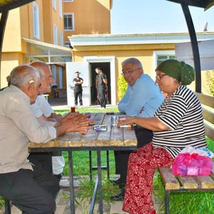Sevgiyle, Saygıyla, Huzurla Büyüklerimizin Yanındayız - fotoğraf 3