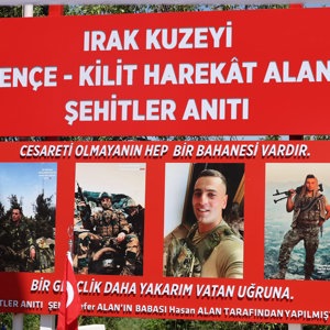 İL PROTOKOLÜ ŞEHİT PİYADE SÖZLEŞMELİ ER SEFER ALAN’IN HATIRASINA YAPTIRILAN ANIT AÇILIŞINA KATILDI - fotoğraf 4