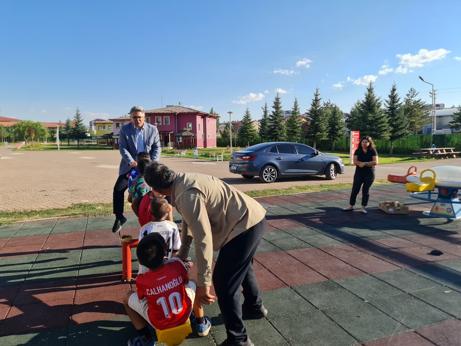 İl Müdürümüz ve Eşi Çocuklarımızla Bir Araya Geldi