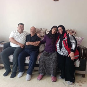 Şehidimiz Ramazan YOZCU’nun Kıymetli Ailesi ile Muharip Gazilerimiz Seyit EROL ve Mustafa GÖK Ziyaret Edildi - fotoğraf 1