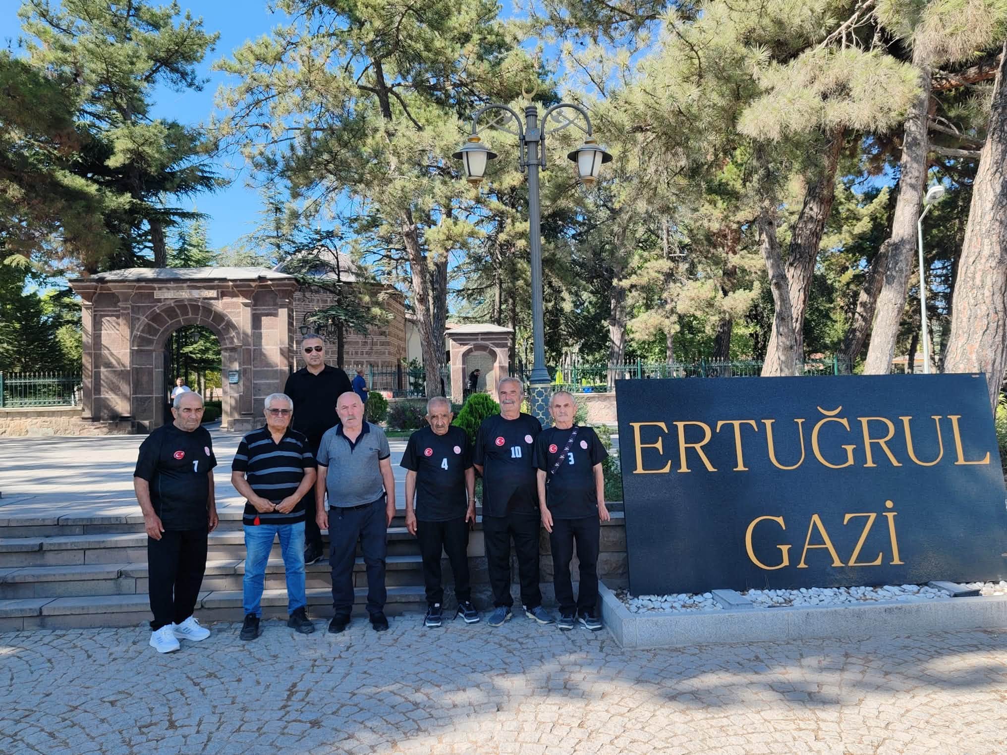 İznik huzurevi sakinlerinin bocce ve kültür gezisi