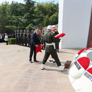 3. Cumhurbaşkanı Celal Bayar Gemlik’te Dualarla Anıldı - fotoğraf 1