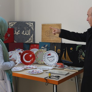 Huzurevi sakinleri sanatla huzur buluyor - fotoğraf 8