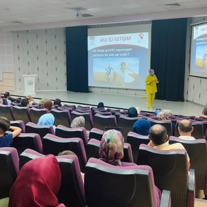 Evde Bakım Hizmetinden Yararlanan Ailelere Yönelik Eğitim Programı Gerçekleştirildi - fotoğraf 1