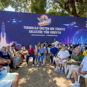 TEKNOFEST Mavi Vatan’da Çocuklarımız ve Büyüklerimiz Teknolojiyle Buluştu - fotoğraf 2