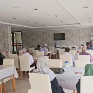 Mevlid Kandili Dolayısıyla Huzurevi Sakinlerimizin Katılımıyla Anlamlı Bir Program Düzenlendi. - fotoğraf 2