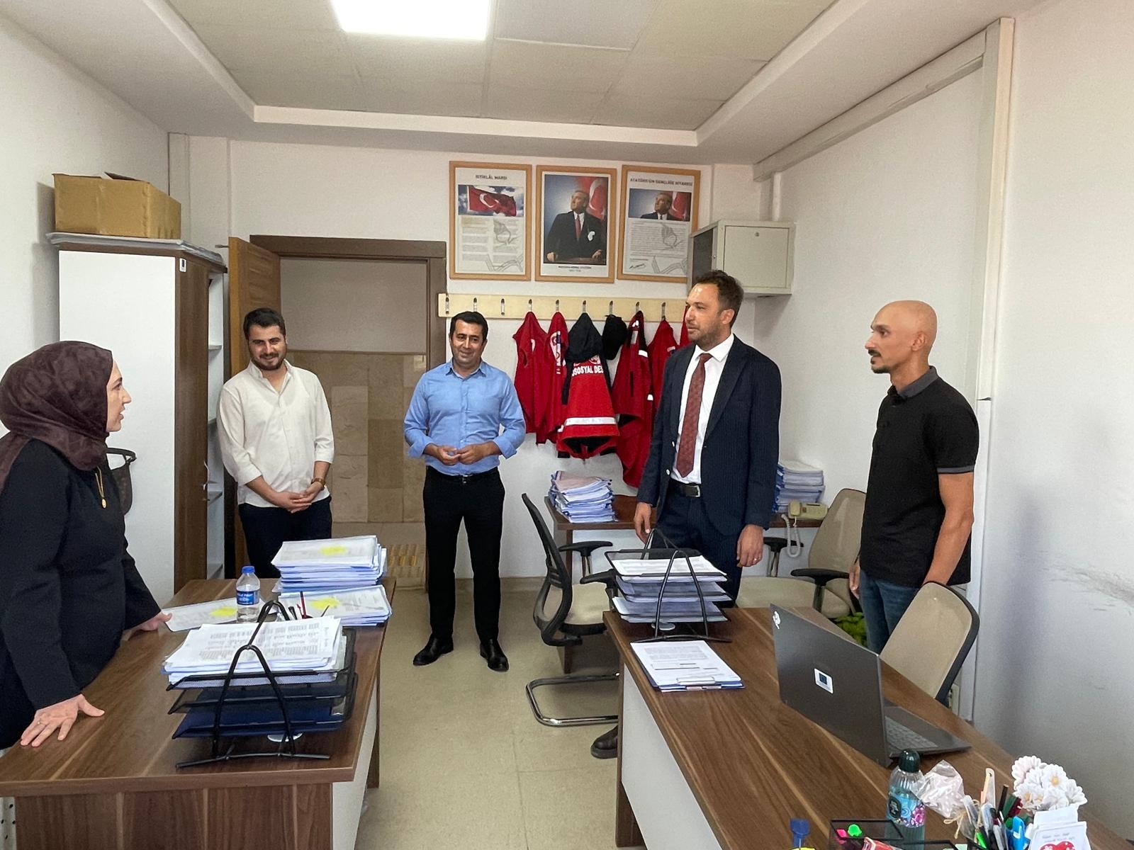 İl Müdürümüz Çetin TUTAŞ’tan Sosyal Hizmet Merkezi Müdürlüğüne Ziyaret