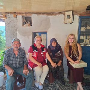 Aziz Şehitlerimizin Kıymetli Aileleri ve Kahraman Gazilerimize Vefa Ziyareti - fotoğraf 3
