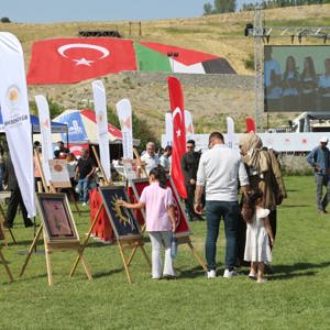 Sanatla Yaşam Sergisi Ahlat’ta Buluştu - fotoğraf 11