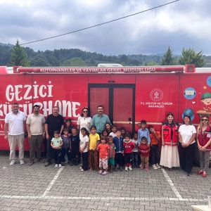 Mevsimlik tarım işçilerinin çocuklarına yönelik olarak Gezici Kütüphane etkinlikleri gerçekleştirilmiştir. - fotoğraf 4