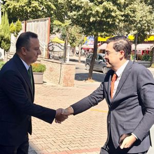 Engelli ve Yaşlı Hizmetleri Genel Müdürü Sayın Taha Kürşat Sezen ile Daire Başkanı Sayın Salih Emre İnan, İl Müdürlüğümüzü ziyaret etti. - fotoğraf 3