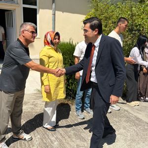 Engelli ve Yaşlı Hizmetleri Genel Müdürü Taha Kürşat Sezen, Engelli ve Yaşlı Hizmetleri Daire Başkanı Salih Emre İnan ve İl Müdürümüz Selim KÖSE, Isparta Engelsiz Yaşam Bakım, Rehabilitasyon ve Aile Danışma Merkezimizi ziy - fotoğraf 8