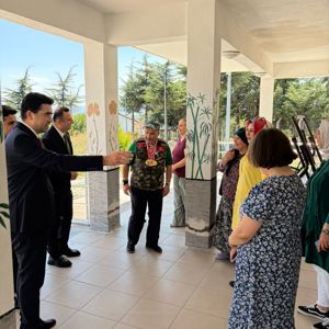 Engelli ve Yaşlı Hizmetleri Genel Müdürü Taha Kürşat Sezen, Engelli ve Yaşlı Hizmetleri Daire Başkanı Salih Emre İnan ve İl Müdürümüz Selim KÖSE, Isparta Engelsiz Yaşam Bakım, Rehabilitasyon ve Aile Danışma Merkezimizi ziy - fotoğraf 9