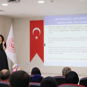  İl Müdürlüğümüz Koruyucu Aile Birimi Tarafından, Koruyucu Ailelerimizin Bilgi, Beceri Ve Farkındalıklarını Güçlendirmek Amacıyla Düzenlenen Koruyucu Aile Birinci Kademe Eğitimi Tamamlandı. - fotoğraf 4