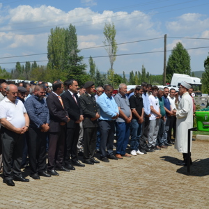 Şehit Babası Mehmet DURMUŞ Son Yolculuğuna Uğurlandı.  - fotoğraf 3