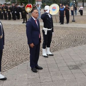 30 Ağustos Zafer Bayramı’nın 104. Yılı Kutlu Olsun Büyük Zafer’in 104. yıl dönümünü, Karabük’te  düzenlenen törenlerle coşku ve gurur içinde kutladık. - fotoğraf 4