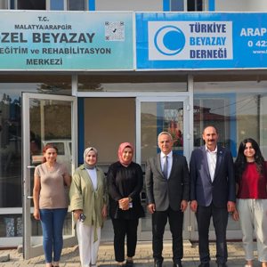 İl Müdürümüz Sayın Ömer Faruk ERGÜN'den  Arapgir  ilçemizde  Beyazay Derneğine ziyaret - fotoğraf 1