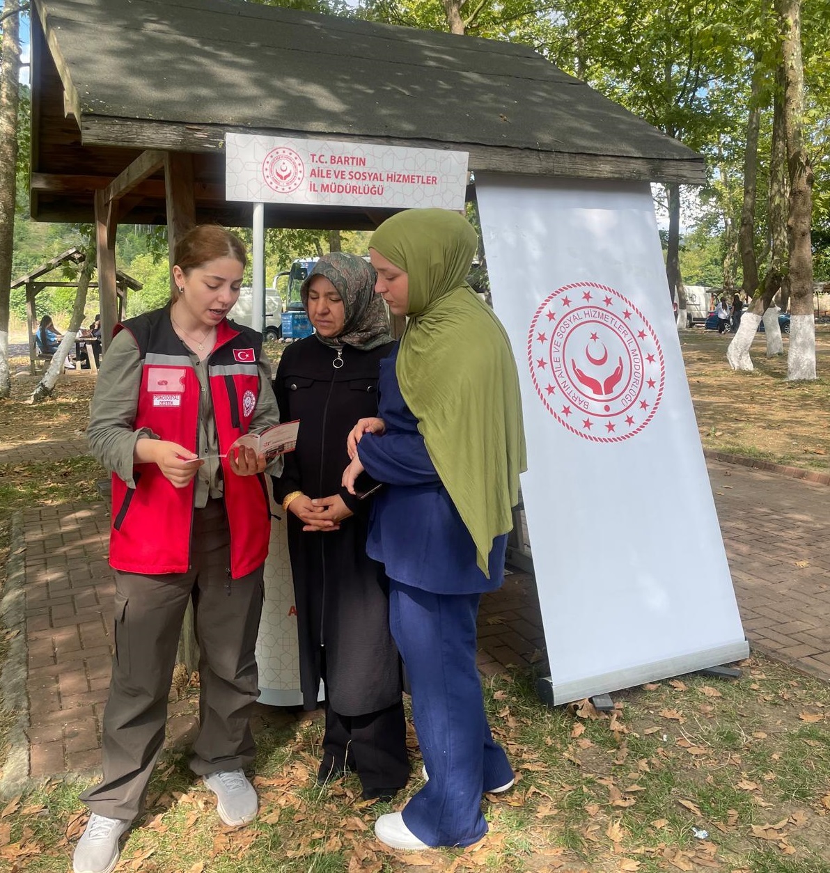 Bakanlığımız Hizmet Modelleri Hakkında Bilgi ve Yönlendirme Stand Çalışmalarımız - fotoğraf 1