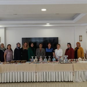 Çocuklarımızın El Emeği Ürünleri İl Emniyet Müdürlüğü İş Birliğiyle Düzenlenen Sergide Beğeniye Sunuldu - fotoğraf 1