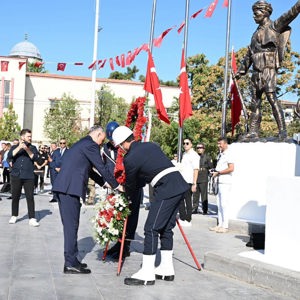 30 Ağustos Zafer Bayramı’nın 104. Yıl Dönümü Kutlandı - fotoğraf 7