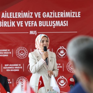 Bakanımız Göktaş, Muş'ta şehit aileleri ve gazilerle buluştu - fotoğraf 3