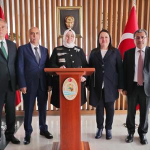 Bakan Selçuk “İstihdam Seferberliği 2019 Denizli Buluşması”na Katıldı, Acıpayam’da Deprem Bölgesini Ziyaret Etti - fotoğraf 3