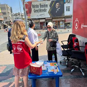 Gezici Sosyal Hizmet Aracımız Cumhuriyet Meydanı’nda Vatandaşlarımızla Buluştu - fotoğraf 3