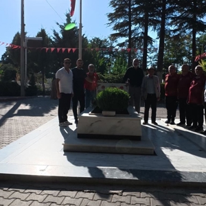 Kahramanımızı Unutmadık - fotoğraf 1