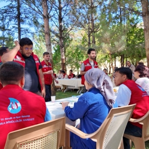 Ürgüp Hanife-Memiş Aksoy Bakım, Rehabilitasyon ve Aile Danışma Merkezinde  Damla Gönüllülük Hareketi ile Gönüllülükte Buluştuk.  - fotoğraf 1