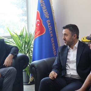 İl Müdürümüz Sn. Ömer Turan, Muharip Gaziler Derneği Esenyurt Temsilcileri ile Bir Araya Geldi - fotoğraf 2