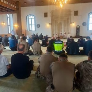 15 Temmuz Demokrasi ve Milli Birlik Günü’nde Aziz Şehitlerimiz Rahmet ve Minnetle Anıldı - fotoğraf 13
