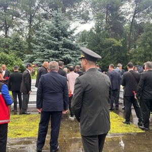 15 Temmuz Demokrasi ve Milli Birlik Günü’nde Aziz Şehitlerimiz Rahmet ve Minnetle Anıldı - fotoğraf 3