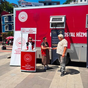 Mobil Sosyal Hizmet Aracı ile Vatandaşlara Yerinde Hizmet - fotoğraf 1