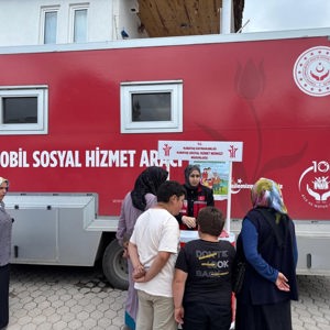 Mobil Sosyal Hizmet Aracı Aybastı Perşembe Yaylası Festivali’nde Vatandaşlarla Buluştu - fotoğraf 3
