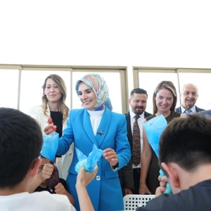 Bakanımız Göktaş, KALBEN Çocuk Köyü’nü ziyaret etti, devlet himayesindeki çocuklarla atölye çalışmalarına katıldı - fotoğraf 1