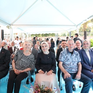 Bakanımız Göktaş, Göztepe Semiha Şakir Huzurevi Yaşlı Bakım ve Rehabilitasyon Merkezi'nin açılışına katıldı - fotoğraf 4