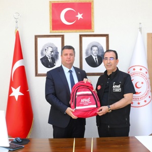AFAD İl Müdürü Sayın Dr.Cafer GEYİK İl Müdürümüz Sayın Serdar DEMİRCİ'ye Ziyarette Bulundu. - fotoğraf 2