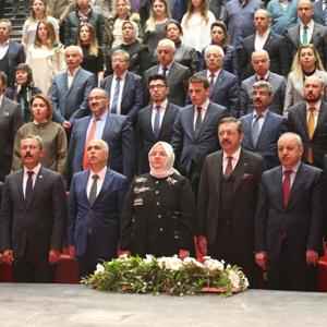Bakan Selçuk “İstihdam Seferberliği 2019 Denizli Buluşması”na Katıldı, Acıpayam’da Deprem Bölgesini Ziyaret Etti - fotoğraf 9