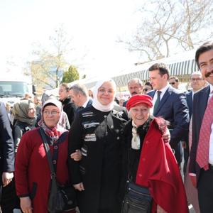 Bakan Selçuk “İstihdam Seferberliği 2019 Denizli Buluşması”na Katıldı, Acıpayam’da Deprem Bölgesini Ziyaret Etti - fotoğraf 16