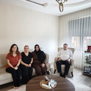 Şehit Ailelerimiz Ve Gazilerimiz Başımızın Tacıdır - fotoğraf 1