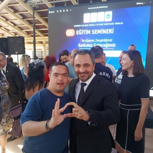 İl Müdürümüz Mahmut Selçuk, 16. Dönem Engelli ve Gazi Bireyler Eğitim Semineri Programı’na Katıldı - fotoğraf 1