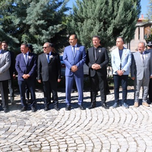 Palu İlçe Emniyet Müdürlüğü kadrosunda görev yapan ve geçirdiği elim trafik kazası sonucu hayatını kaybeden Polis Memuru Mert Ozan ŞİNDİ için Elazığ İl Emniyet Müdürlüğünde düzenlenen cenaze törenine katılım Sağladık. - fotoğraf 1