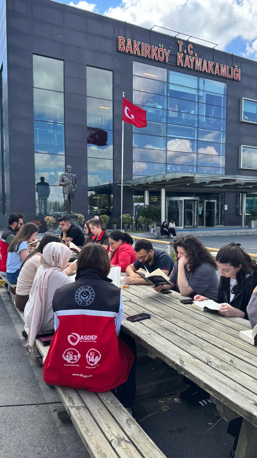 Kitapla Buluşuyor, Birlikte Öğreniyoruz