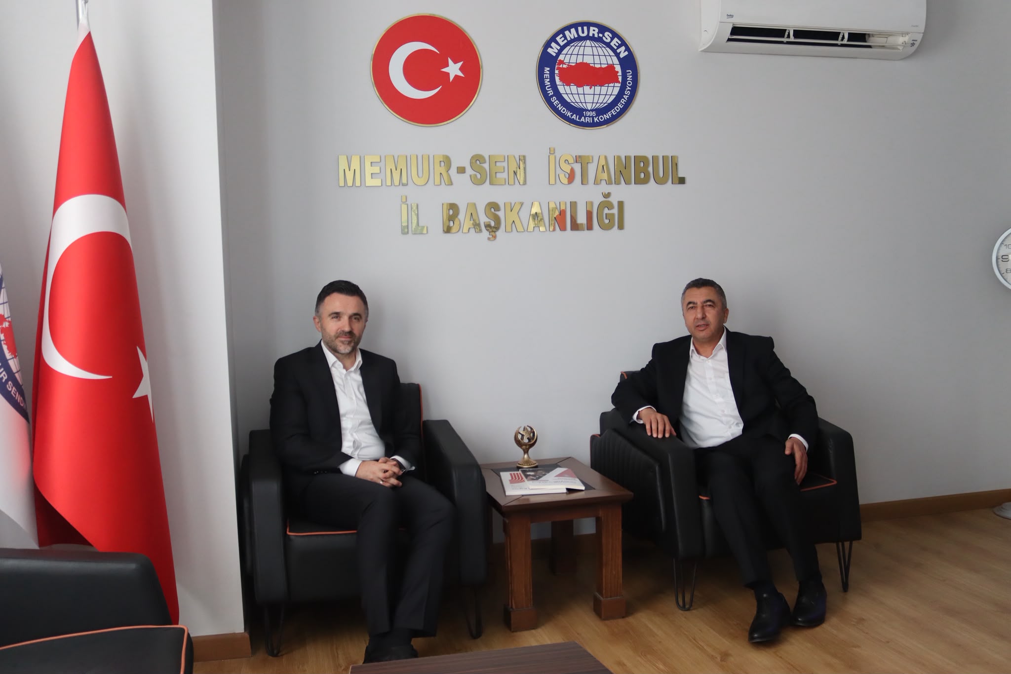İl Müdürümüz Sn. Ömer Turan, Memur-Sen İstanbul İl Başkanı Sn. Cesur Öztürk ve Yönetimini Ziyaret Etti