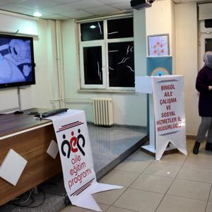 Halk Eğitim Merkezi’nde “Bilinçli Ve Güvenli İnternet Kullanımı ” Semineri - fotoğraf 4