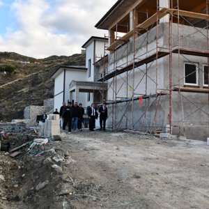 Valimiz Sayın Cevdet ATAY, Engelsiz Yaşam Merkezi İnşaatında İncelemelerde Bulundu  - fotoğraf 2