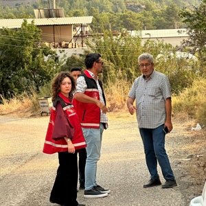 Kumluca’da Yangından Etkilenen Vatandaşlarımıza Psikososyal Destek - fotoğraf 2